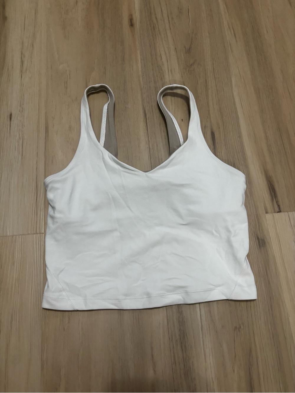 Lululemon white align cropped tank size 4. *There are NO bra pads*